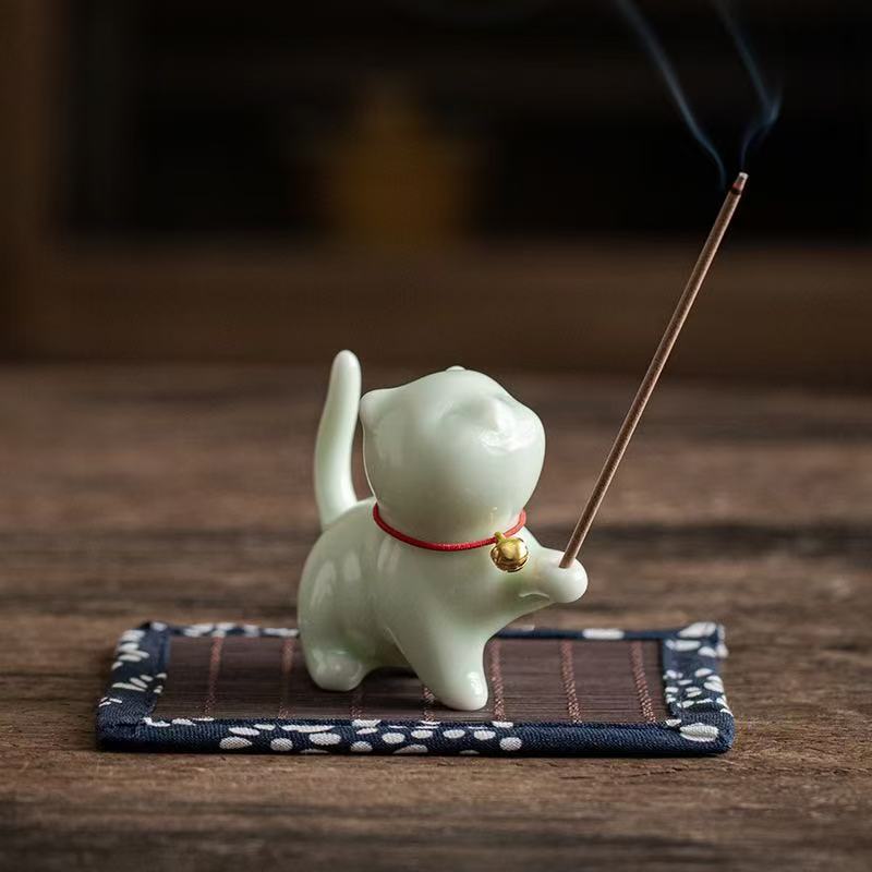 Palace Cat · Porcelain Incense Holder